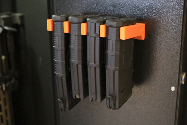 Wand Magazinhalter AR15 4-Slots; Farbe: orange